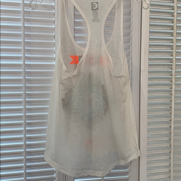 billabong tank top - Picture 3 of 3